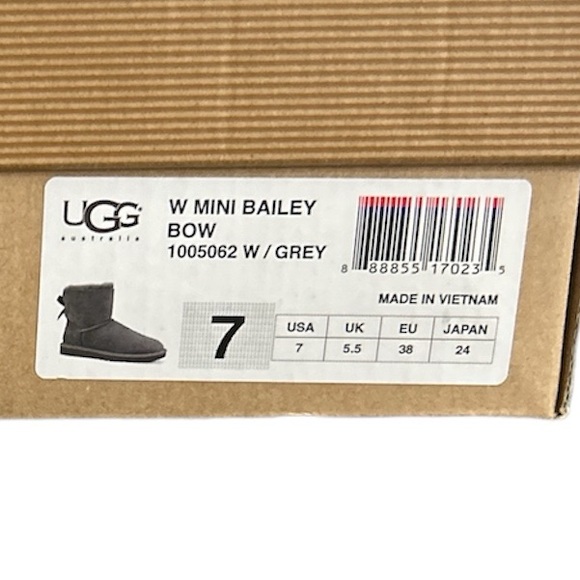 UGG Mini Bailey Bow Boot 🎀 - Picture 6 of 6